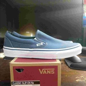 Vans unisex slip on shoes